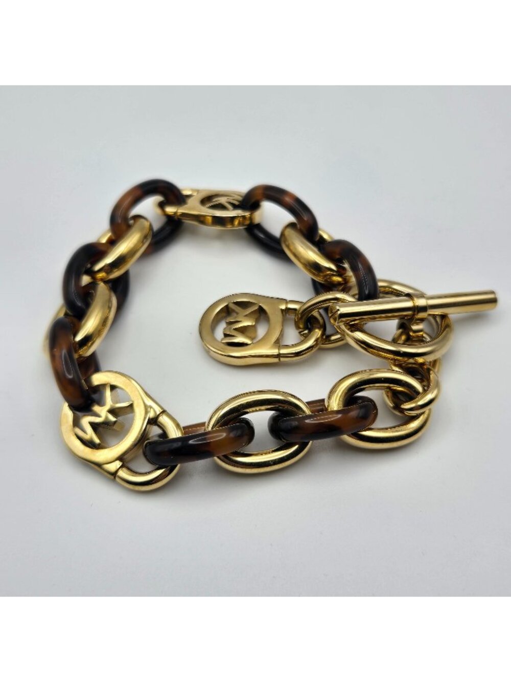 Michael Kors Chunky Gold Tortoise Chain Link Bracelet Toggle Clasp Logo